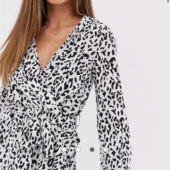 AX Paris print ruffle wrap dress - Picture 3 of 5